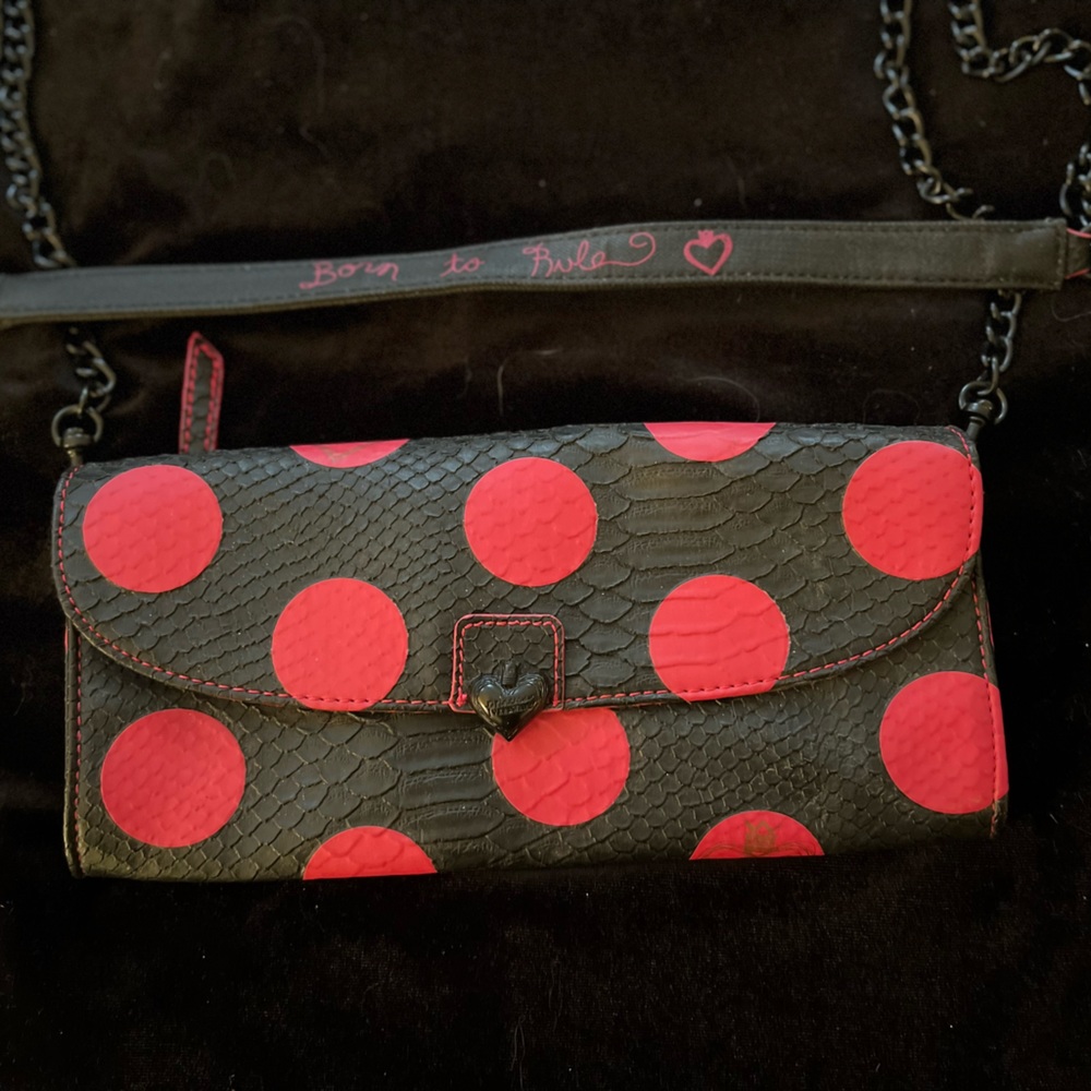 Princess Vera Wang handbag. Born to Rule leather bag black w pink dots.
